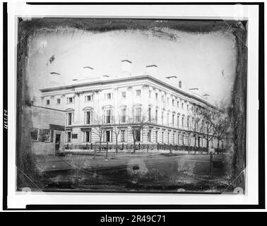 General Post Office von der Ecke 8. Street und E Street, NW, Washington, D.C., der Laden von Elija Dyer, Merchant Tailor, auf der linken Seite, ca. 1846. Stockfoto