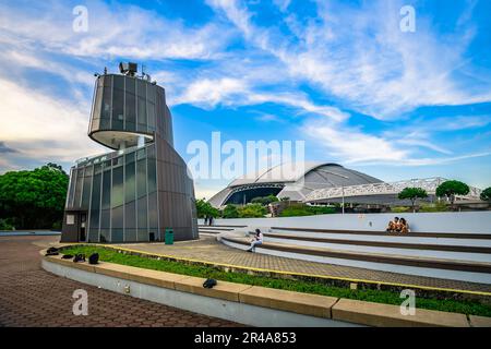 Wassersportzentrum im Singapore Sports Hub. Es ist ein Sport- und Erholungsviertel in Kallang, Singapur. Stockfoto