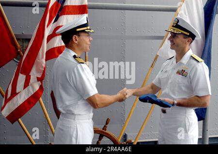 KOMMANDIERENDER Offizier der US Navy der USS Coronado (AGF 11), Stockfoto