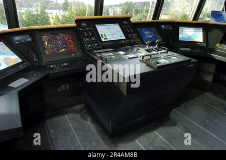 US Navy die Brücke an Bord der USA Das neueste Schiff der Navy, das Littoral Surface Craft-Experimental (X-Craft), Sea Fighter (FSF 1) Stockfoto