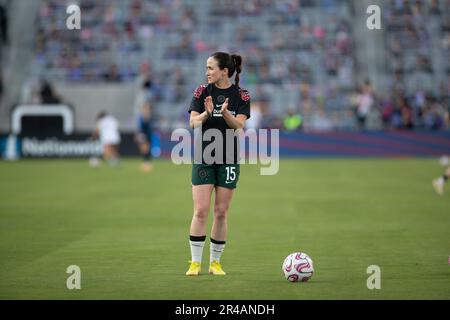 San Diego, USA. 26. Mai 2023. San Diego, Kalifornien, 26. Mai 2023 Michele Vascocelos (#15 Portland Thorns FC) wärmt sich vor dem NWSL-Spiel zwischen dem San Diego Wave FC und dem Portland Thorns FC im Snapdragon Stadium in San Diego, Kalifornien, USA (Xavier Hernandez/SPP). Guthaben: SPP Sport Press Photo. Alamy Live News Stockfoto