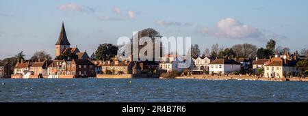 BOSHAM, WEST SUSSEX/UK - 1. Januar: Blick auf Bosham West Sussex am 1. Januar 2013. Nicht identifizierte Personen Stockfoto