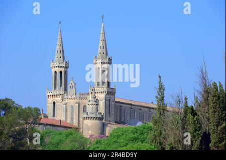 Abbey Saint Michel de Frigolet, La Montagnette, Bouches-du-Rhone, Provence-Alpes-Cote d'Azur, Südfrankreich, Benediktinerkloster Stockfoto