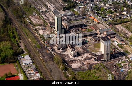Luftaufnahme zur Dekonstruktion des ehemaligen Westerholter Kolosses an der Egonstraße, Nordrhein-Westfalen Stockfoto