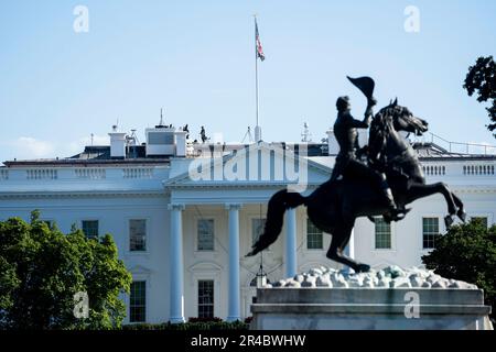 Peking, China. 16. Aug. 2022. Dieses Foto wurde am 16. August 2022 aufgenommen und zeigt das Weiße Haus in Washington, DC, USA. Kredit: Liu Jie/Xinhua/Alamy Live News Stockfoto