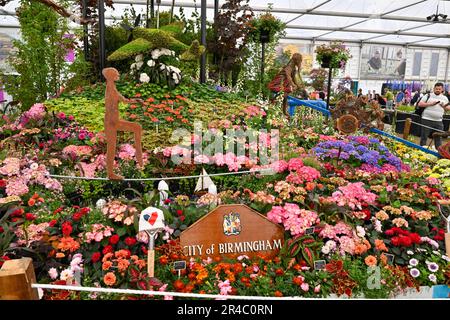 Chelsea, London, Großbritannien, am 27 2023. Mai. Der Garten des Birmingham City Council wird am 27 2023. Mai auf der RHS Chelsea Flower Show im Royal Hospital Chelsea, London, Großbritannien, ausgestellt. Kredit: Francis Knight/Alamy Live News Stockfoto