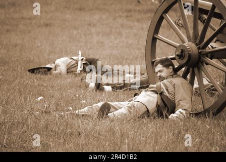 Konföderierte Bürgerkriegsreendarsteller im Kampf Stockfoto