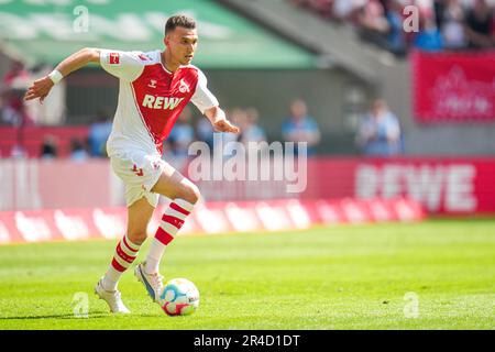 Köln, Deutschland. 27. Mai 2023. KÖLN, DEUTSCHLAND - MAI 27: Dejan Ljubicic von 1. FC Köln während des Bundesliga-Spiels zwischen 1. FC Köln und FC Bayern München im RheinEnergieStadion am 27. Mai 2023 in Köln (Foto von Rene Nijhuis/Orange Pictures). Gutschrift: Orange Pics BV/Alamy Live News Stockfoto