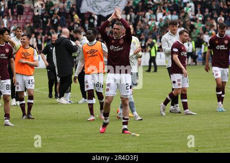 Tynecastle Park. 27. Mai 2023 Cinch-Premiership. Das Herz von Midlothian gegen Hibernian. Michael Smith verabschiedet sich nach seinem letzten Auftritt nach über 200 Spielen von den Herzen (Kredit: David Mollison/Alamy Live News) Stockfoto