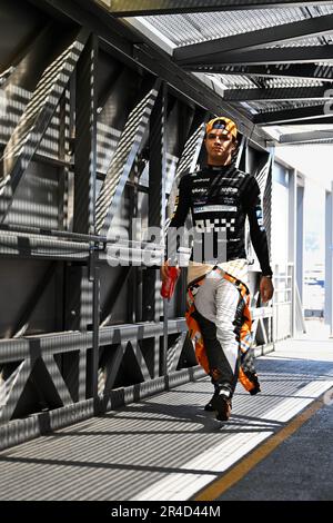 Mezzolombardo, Mezzolombardo, Italien. 27. Mai 2023. Der britische Fahrer Lando Norris wird im Paddock des FIA Formula 1 Grand Prix in Monaco auf dem Circuit de Monaco in Monaco gesehen. (Kreditbild: © Daisy Facinelli/ZUMA Press Wire) NUR REDAKTIONELLE VERWENDUNG! Nicht für den kommerziellen GEBRAUCH! Kredit: ZUMA Press, Inc./Alamy Live News Stockfoto