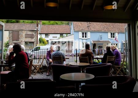 Rund um die Cheddar Gorge eine Touristenattraktion in Somerset, Großbritannien. Café Gorge Stockfoto