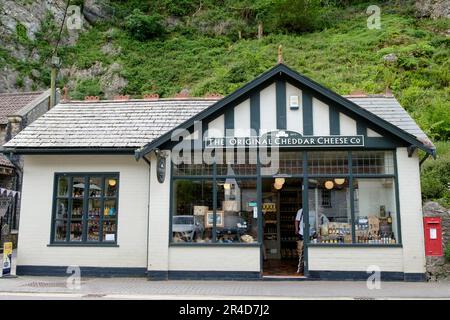 Rund um Cheddar Gorge eine Touristenattraktion in Somerset UK Souvenirläden, The Original Cheddar Cheese Co Stockfoto