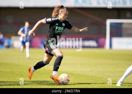 Crawley, Großbritannien. 27. Mai 2023. Hannah Cain während des FA Barclays Women's Super League-Spiels zwischen Brighton & Hove Albion und Leicester City im Broadfield Stadium Credit: Ryan Asman/Alamy Live News Stockfoto