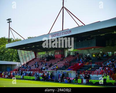 Broadfield Stadium, Crawley, Großbritannien. 27. Mai 2023. Broadfield Stadium vor dem Fußballspiel zwischen Brighton und Hove Albion und Leicester City im Broadfield Stadium, Crawley, England. (Claire Jeffrey/SPP) Kredit: SPP Sport Press Photo. Alamy Live News Stockfoto