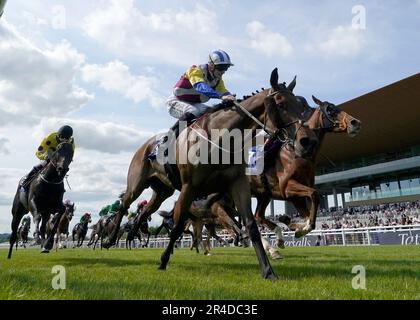 Timourid Riaded by J M Sheridan gewinnt das Novibet Guineas Festival Handicap auf der Curragh Racecourse in County Kildare, Irland. Foto: Samstag, 27. Mai 2023. Stockfoto
