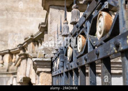 Valsanzibio, Italien-15. April 2023: Blick auf die Besonderheiten in der Stadt Valsanzibio an einem sonnigen Tag Stockfoto