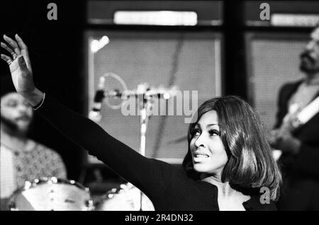 Philippe Gras / Le Pictorium - Tina Turner auf der Bühne. - 1/11/1972 - Frankreich / Ile-de-France (Region) / Paris - Concert Tina Turner, ORTF, Paris,1972 Stockfoto