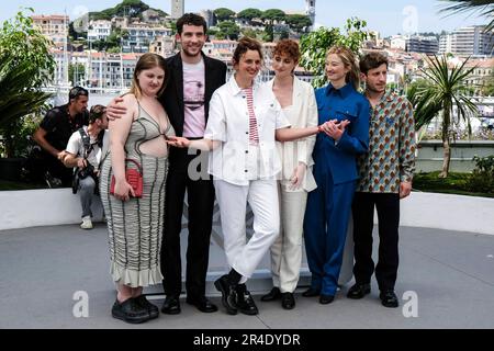 Lou Roy-Lecollinet, Josh O'Connor, Alice Rohrwacher, Carol Duarte, Alba Rohrwacher und Vincenzo Nemolato beim Photocall zum Kinofilm 'La Chimera' auf dem Festival de Cannes 2023 / 76. Internationale Filmfestspiele von Cannes am Palais des Festivals. Cannes, 27.05.2023 Stockfoto