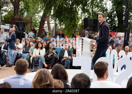 Juan Lobato Gandarias. Kandidat für die Gemeinschaft Madrid. Juan Lobato in einem Akt der Spanischen Sozialistischen Arbeitergruppe (PSOE). MADRID, SPANIEN Stockfoto