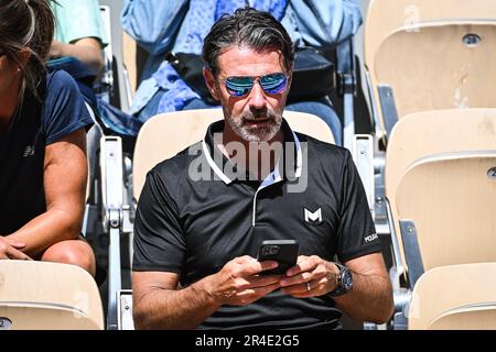 Paris, Frankreich. 27. Mai 2023. Patrick MOURATOGLOU bei Roland-Garros 2023, Grand-Slam-Tennisturnier, Vorschau am 27. Mai 2023 im Roland-Garros-Stadion in Paris, Frankreich - Photo Matthieu Mirville/DPPI Credit: DPPI Media/Alamy Live News Stockfoto