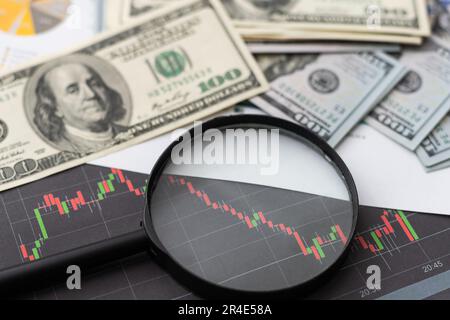 Excel-Statistiktabelle für Geschäftsanalysen Diagrammstatistik mit Diagramm- und Tabellendaten in Diagrammdatenbank. Buchhalter zeigt sofort auf Excel Stockfoto