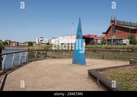 Segelskulptur von Sophie Horton on the Spit in Wandle Delta Creek, Wandsworth, London, SW18, England, UK Stockfoto