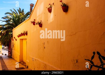 Gedenktafel an dem Ort, an dem sich die erste Synagoge in Melilla la Vieja befand. Melilla, Ciudad Autónoma de Melilla, Spanien, África, EU. Stockfoto