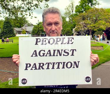 Lez protestiert gegen die Botaniker, die zum george Square marschieren Stockfoto