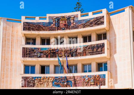 Keramikgemälde im Büro für Information und Aufmerksamkeit für die Bürger (OIAC). Melilla, Ciudad Autónoma de Melilla, Spanien, África, EU. Stockfoto