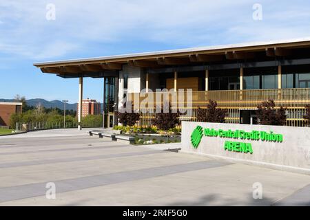 Moskau, ID, USA - 23. Mai 2023; Schild und Fassade der Idaho Central Credit Union Arena an der University of Idaho in Moskau. Die ICCU Arena. Stockfoto