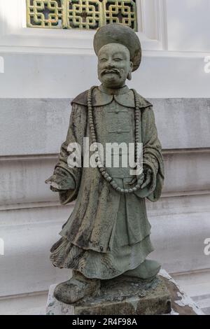 Chinesische Statuen im Wat Bowonniwetwiharn Ratchaworawiharn (Wat Bowonniwet Vihara) - großer thailändischer buddhistischer Tempel in Bangkok, Thailand Stockfoto
