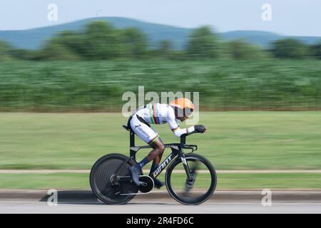 UCI-Weltmeisterschaft, Time Trial, Huntsville, Alabama, USA. 27. Mai 2023. Weltmeister Daniel Abraham Gebru aus den Niederlanden gewinnt den C5-fachen Probezeitraum für Männer. Kredit: Casey B. Gibson/Alamy Live News Stockfoto