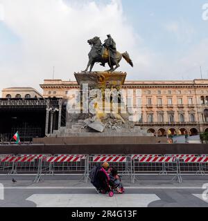 Vittorio Emanuele II Reiterstatue auf der Piazza del Duomo, Mailand, Lombardei, Italien Stockfoto