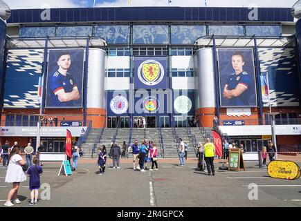 Glasgow, Großbritannien. 28. Mai 2023. UK. An einem sonnigen Sonntag im Hampden Park, Glasgow, Schottland, Großbritannien, hat die SFA das Nationalstadion für das Finale des Women's Scottish Cup zwischen Celtic und Rangers vorbereitet. Es wird erwartet, dass es eine Rekordmenge geben wird, wenn die Unterstützer auftauchen. Kredit: Findlay/Alamy Live News Stockfoto