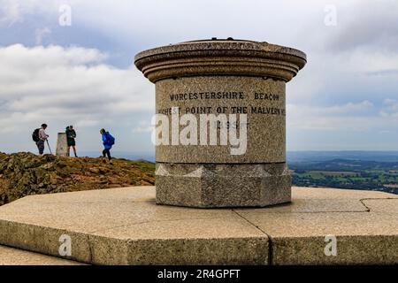 Das Toposkop auf dem Gipfel des Worcestershire Beacon auf den Malvern Hills, Worcestershire, England, Großbritannien Stockfoto