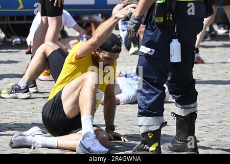 Brüssel, Belgien. 28. Mai 2023. Das Bild zeigt das Ende der 43. Ausgabe der 20 km langen Laufveranstaltung Brussel – 20 km de Bruxelles, Sonntag, den 28. Mai 2023 in Brüssel. BELGA FOTO JOHN THYS Kredit: Belga News Agency/Alamy Live News Stockfoto