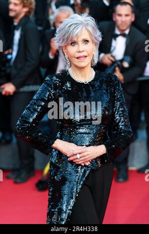 Cannes, Frankreich. 27. Mai 2023. CANNES - MAI 27: Jane Fonda kommt zur ABSCHLUSSZEREMONIE und zur Premiere von „ELEMENTAR“ (E?LE?MENTAIRE) während der 76. Auflage des Filmfestivals in Cannes am 27. Mai 2023 im Palais des Festivals in Cannes, Frankreich. (Foto: Lyvans Boolaky/ÙPtertainment/Sipa USA) Guthaben: SIPA USA/Alamy Live News Stockfoto