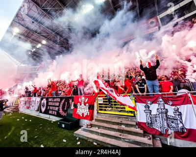 Antwerpen, Belgien. 28. Mai 2023. Antwerpens Fans bildeten vor einem Fußballspiel zwischen dem Royal Antwerpen FC RAFC und der Royale Union Saint-Gilloise am Sonntag, den 28. Mai 2023 in Antwerpen, am 5. Tag der Spiele der Champions in der ersten Liga der „Jupiler Pro League“ der belgischen Meisterschaft. BELGA FOTO GOYVAERTS Kredit: Belga News Agency/Alamy Live News Stockfoto