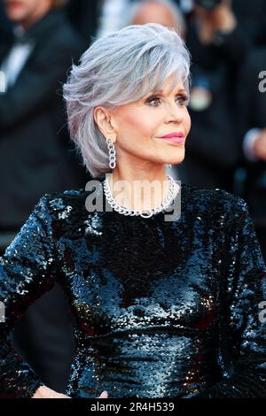 Cannes, Frankreich. 27. Mai 2023. CANNES - MAI 27: Jane Fonda kommt zur ABSCHLUSSZEREMONIE und zur Premiere von „ELEMENTAR“ (E?LE?MENTAIRE) während der 76. Auflage des Filmfestivals in Cannes am 27. Mai 2023 im Palais des Festivals in Cannes, Frankreich. (Foto: Lyvans Boolaky/ÙPtertainment/Sipa USA) Guthaben: SIPA USA/Alamy Live News Stockfoto