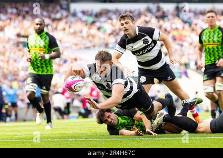 Twickenham, Großbritannien. 28. Mai 2023. Stephan Lewies von den Barbarianern versucht es beim Killik Cup-Spiel Barbarians gegen World XV im Twickenham Stadium, Twickenham, Vereinigtes Königreich, 28. Mai 2023 (Foto von Nick Browning/News Images) in Twickenham, Vereinigtes Königreich, am 5./28. Mai 2023. (Foto von Nick Browning/News Images/Sipa USA) Guthaben: SIPA USA/Alamy Live News Stockfoto