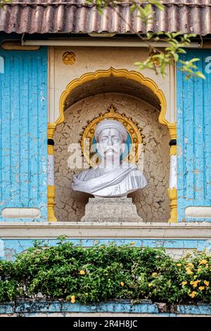 Statue 01 11 2007 im alten Haus im Besitz von Bal Gangadhar Tilak im Fort Sinhagad in der Nähe von Pune, Maharashtra, Indien, Asien. Stockfoto