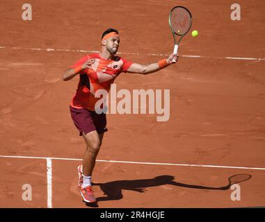 Paris, Frankreich. 28. Mai 2023. Roland Garros Paris French Open 2023 Tag 1 28/05/2023 Jirii Vesely (CZE) verliert Spiel in der ersten Runde Gutschrift: Roger Parker/Alamy Live News Stockfoto