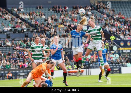 Glasgow, Großbritannien. 28. Mai 2023. Im Finale des Schottischen Pokals der Damen in einem Spiel zwischen Celtic und Rangers gewann Celtic 2 - 0. Die Torschützen waren Natasha Flint, Nummer 26, in 64 Minuten und Claire O'Riodan, Nummer 3, in 68 Minuten. Kredit: Findlay/Alamy Live News Stockfoto