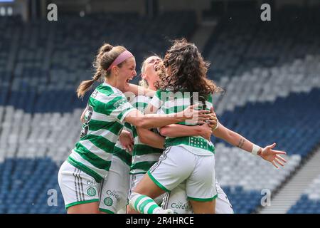 Glasgow, Großbritannien. 28. Mai 2023. Im Finale des Schottischen Pokals der Damen in einem Spiel zwischen Celtic und Rangers gewann Celtic 2 - 0. Die Torschützen waren Natasha Flint, Nummer 26, in 64 Minuten und Claire O'Riodan, Nummer 3, in 68 Minuten. Kredit: Findlay/Alamy Live News Stockfoto