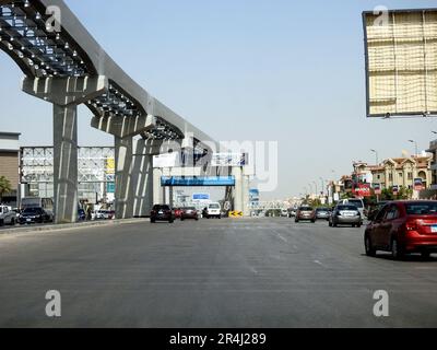 Kairo, Ägypten, Mai 10 2023: Baki Zaki Youssef Autotunnel in New Cairo, General Baky, der die Idee hatte, die Bar Lev Line im Oktober durch Wassernutzung zu zerstören Stockfoto