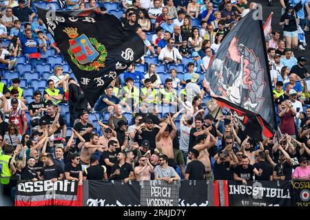 Rom, Italien. 28. Mai 2023. Kremonesische Fans feiern während des Fußballspiels der Serie A zwischen SS Lazio und US Cremonese im Olimpico Stadion in Rom (Italien) am 28. Mai 2023. Kredit: Insidefoto di andrea staccioli/Alamy Live News Stockfoto