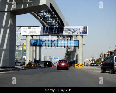 Kairo, Ägypten, Mai 10 2023: Baki Zaki Youssef Autotunnel in New Cairo, General Baky, der die Idee hatte, die Bar Lev Line im Oktober durch Wassernutzung zu zerstören Stockfoto