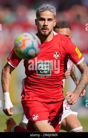 Kaiserslautern, Deutschland. 28. Mai 2023. Fußball: 2. Bundesliga, 1. FC Kaiserslautern - Fortuna Düsseldorf, Matchday 34, Fritz-Walter-Stadion. Kaiserslauterns Lex-Tyger Lobinger. Kredit: Thomas Frey/dpa - WICHTIGER HINWEIS: Gemäß den Anforderungen der DFL Deutsche Fußball Liga und des DFB Deutscher Fußball-Bund ist es verboten, im Stadion aufgenommene Fotos und/oder das Spiel in Form von Sequenzbildern und/oder videoähnlichen Fotoserien zu verwenden oder verwenden zu lassen./dpa/Alamy Live News Stockfoto