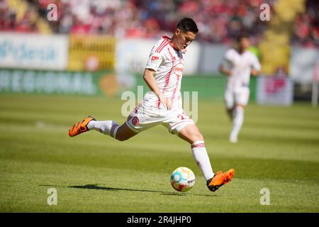 Kaiserslautern, Deutschland. 28. Mai 2023. Fußball: 2. Bundesliga, 1. FC Kaiserslautern - Fortuna Düsseldorf, Matchday 34, Fritz-Walter-Stadion. Düsseldorfs Shinta Appelkamp. Kredit: Thomas Frey/dpa - WICHTIGER HINWEIS: Gemäß den Anforderungen der DFL Deutsche Fußball Liga und des DFB Deutscher Fußball-Bund ist es verboten, im Stadion aufgenommene Fotos und/oder das Spiel in Form von Sequenzbildern und/oder videoähnlichen Fotoserien zu verwenden oder verwenden zu lassen./dpa/Alamy Live News Stockfoto