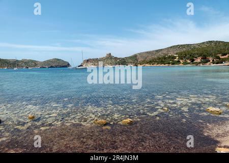 Blick auf den Hafen auf Cabrera Island, Mallorca, Balearen, Spanien Stockfoto